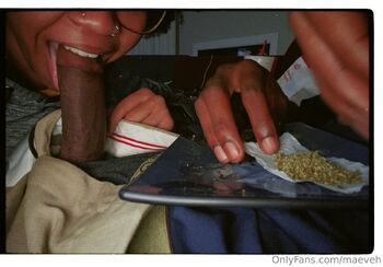 kaonashi maev / maeveh nude photo #38