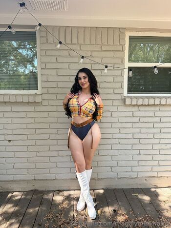 Magaly / magalymedinamx nude photo #5