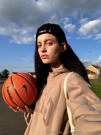 LunaVIP roo / magic_luna_vip nude photo #33