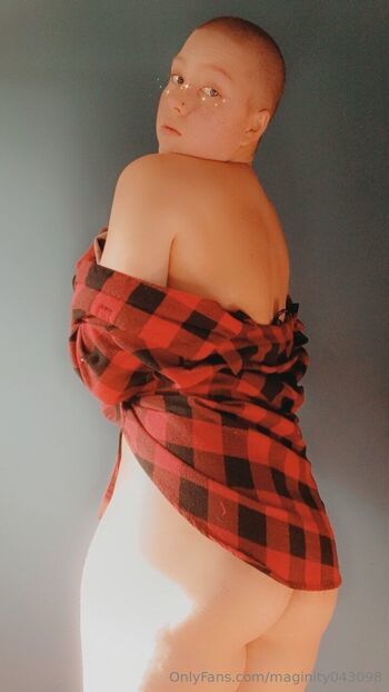 Jessica Maginit / maginity043098 / jaymag2016 nude photo #1