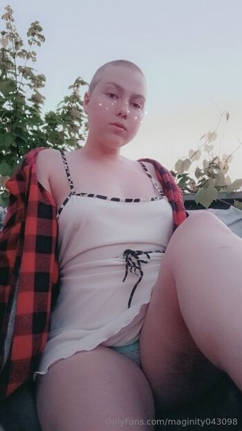 Jessica Maginit / maginity043098 / jaymag2016 nude photo #3