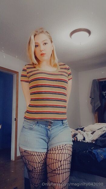 Jessica Maginit / maginity043098 / jaymag2016 nude photo #6