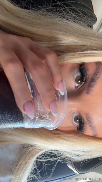 Mags Mathe / magsmathesxxx nude photo #7