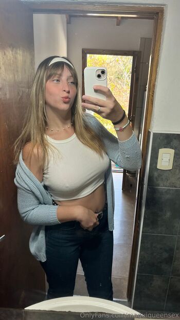 Mags / maguiqueensex nude photo #26