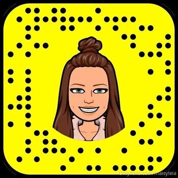 Maisy Lei / maisyleia nude photo #22