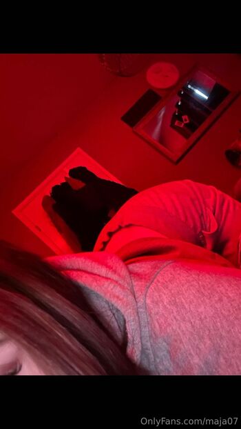 Maj / maja07 nude photo #1