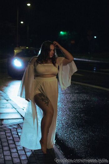 Nelli / makea.pulla nude photo #19