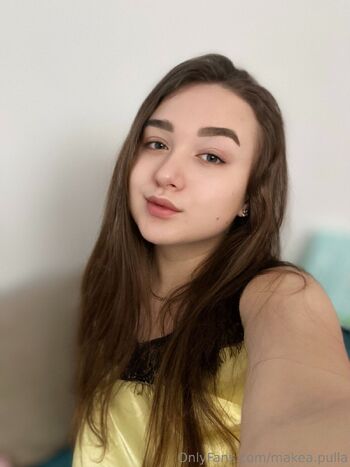 Nelli / makea.pulla nude photo #23