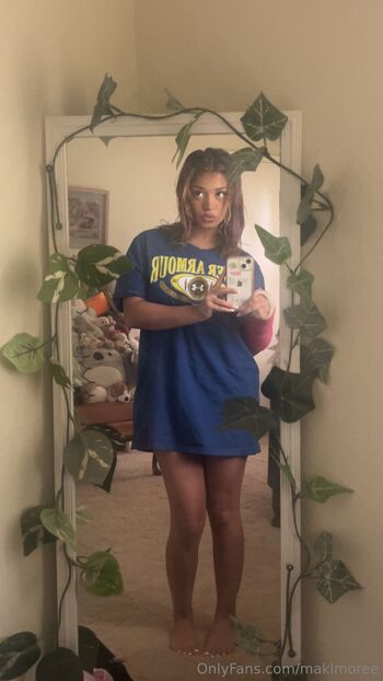 mim / maklmoree nude photo #2