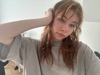 OnlyFans / makogirl nude photo #2