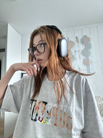 OnlyFans / makogirl nude photo #6