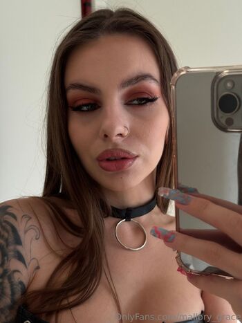 Mallory Grace / mallory_grace / malorcy_grace nude photo #32