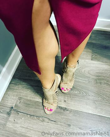 mamashle / mamashlee3 nude photo #13