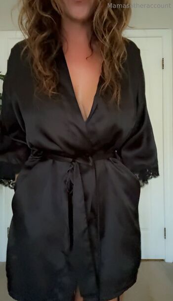 Ka / mamasotheraccount nude photo #12