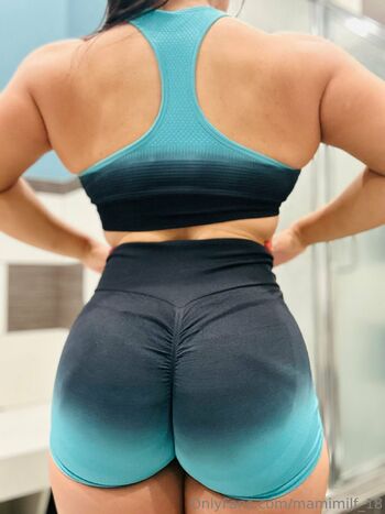 Natty / mamimilf_18 nude photo #14