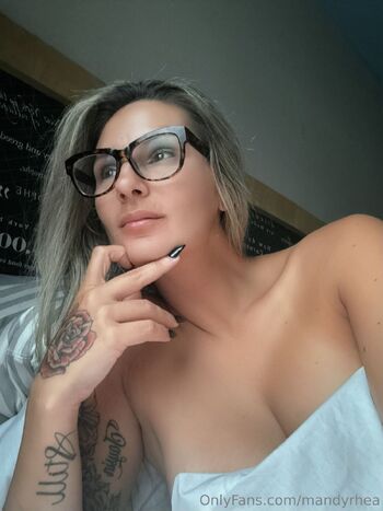 Mandy Rhe / mandyrhea nude photo #1