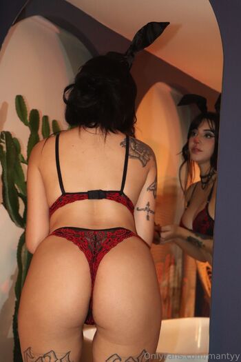 MANTY Succubus / mantyy nude photo #4