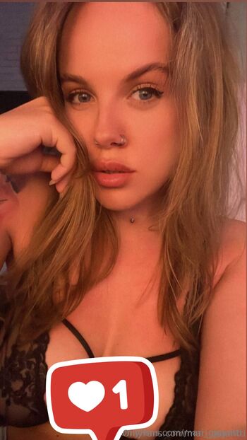 Mari Iso / mari_iso nude photo #2