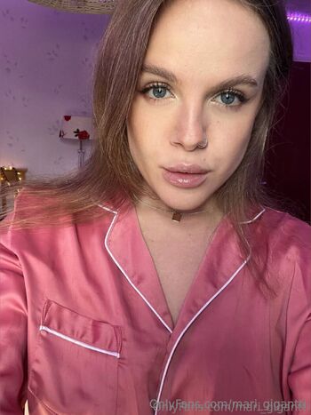 Mari Iso / mari_iso nude photo #29