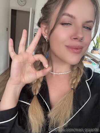 Mari Iso / mari_iso nude photo #36