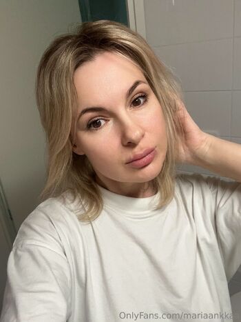 Mari / mariaankkaa nude photo #22