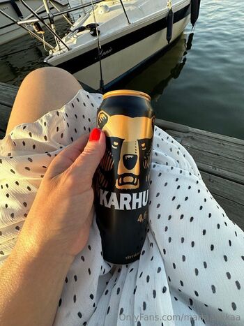 Mari / mariaankkaa nude photo #24