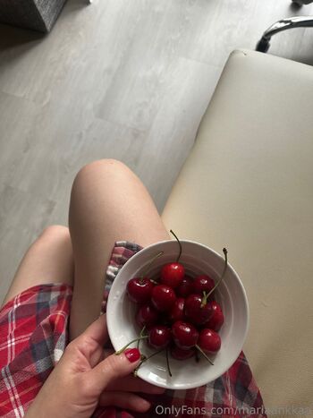 Mari / mariaankkaa nude photo #31