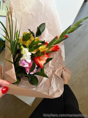 Mari / mariaankkaa nude photo #38