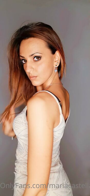 Maria Castellan / mariacastellano93 nude photo #16