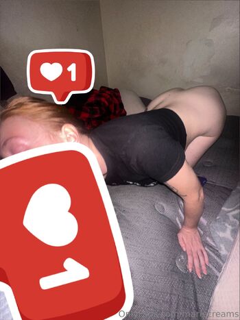 MARIECREAMS / mariecreams / mariecreamzs nude photo #39