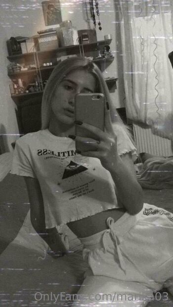 Marik / marika03 nude photo #4