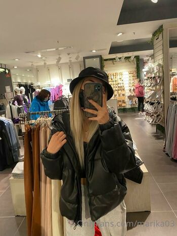 Marik / marika03 nude photo #6