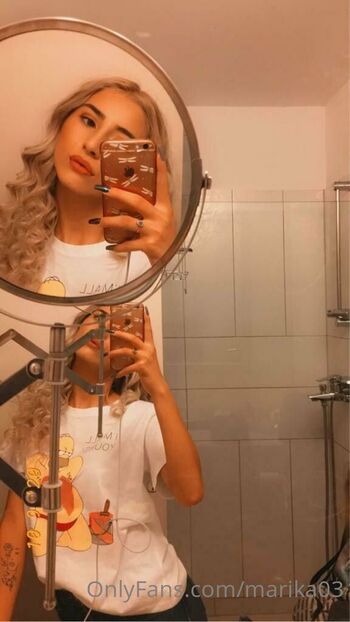 Marik / marika03 nude photo #9