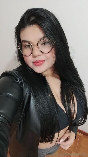 MariLatinVzl / marinitavzla nude photo #20