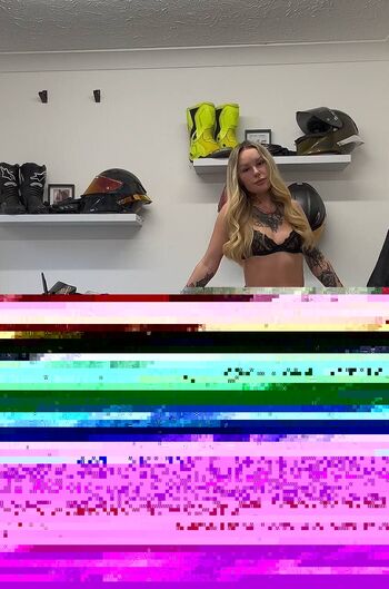 Marli Grace lets sext / marligracex / marlijayxx / marlijordy nude photo #3