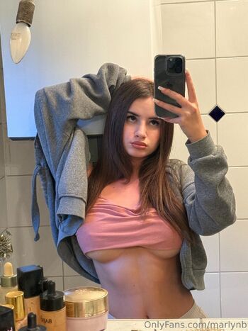 Marlyn / marlynb nude photo #31