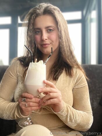 Mary Berry / marry.berry.x / mashaberryyyyy nude photo #31