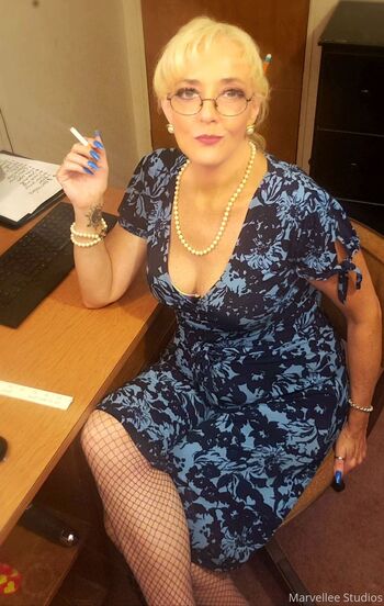 Marvelle / marvellee nude photo #2