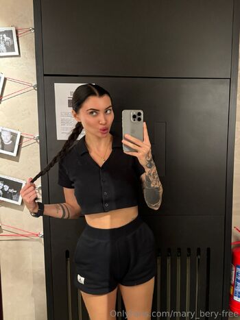 Cherry Mary-Fre / mary_bery-free nude photo #13