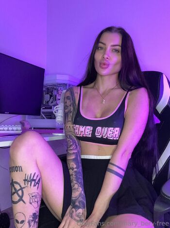 Cherry Mary-Fre / mary_bery-free nude photo #14