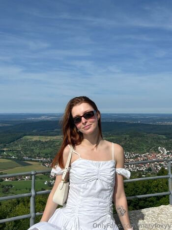 Mary Foxy redhead / maryfoxyy / red_fooxyyy_ nude photo #12