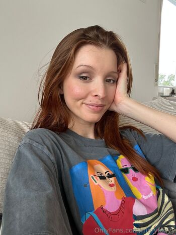 Mary Foxy redhead / maryfoxyy / red_fooxyyy_ nude photo #18