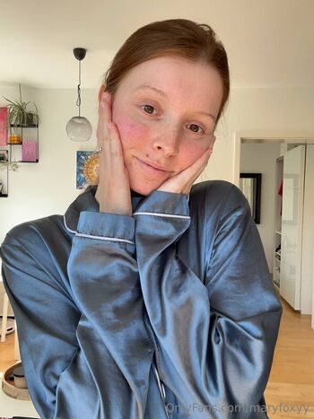 Mary Foxy redhead / maryfoxyy / red_fooxyyy_ nude photo #24