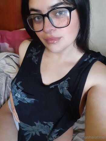 MASHA / mashalatina nude photo #4