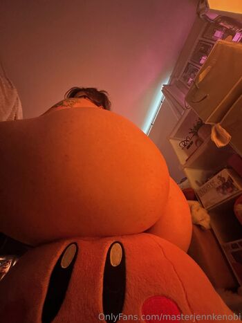 Jenn Kenob / masterjennkenobi nude photo #8