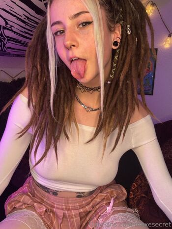 Maxes / maxesecret nude photo #11