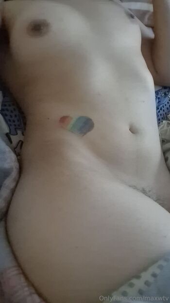 Maxx / maxwtv nude photo #4