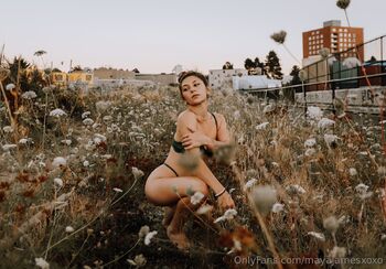 Maya Jame / mayajamesxoxo nude photo #3