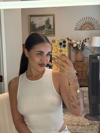 Mi / mbeyer54 nude photo #17