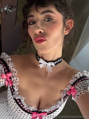 McKenzie Mil / mckenziemilk nude photo #9